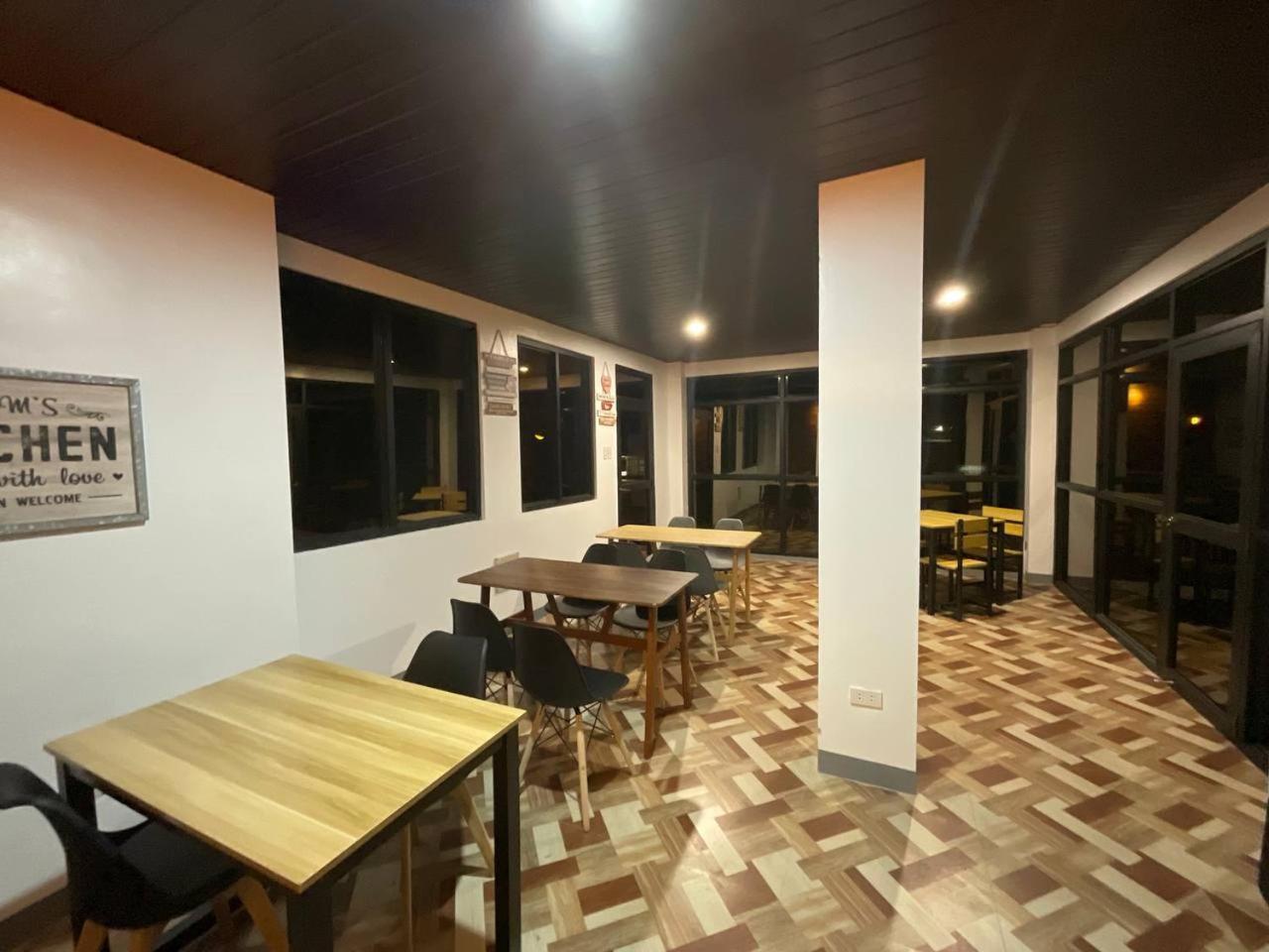 Halajo Bnb Transient Laoag Exterior photo
